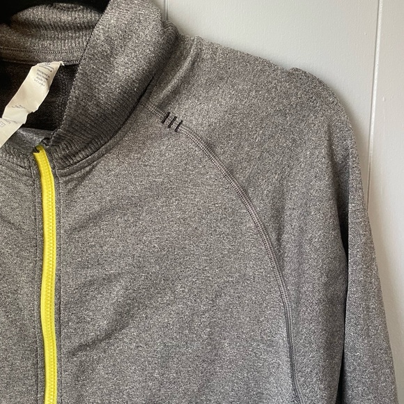 Mens Lululemon • Grey Training Jacket w/ contrast zipper • M - Picture 3 of 4